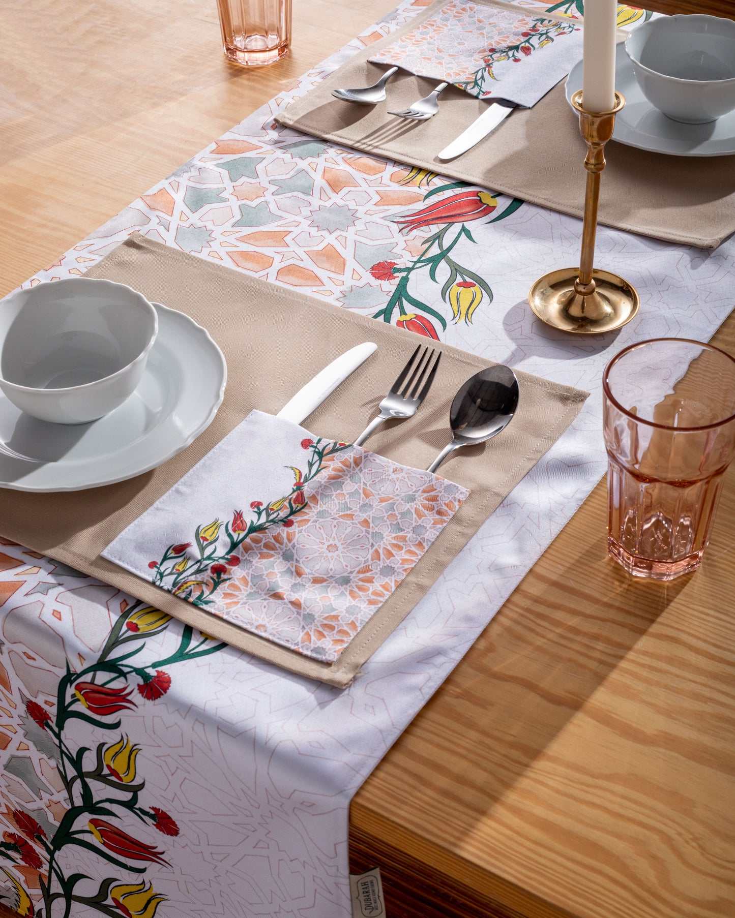 Floral Arabesque Water Repellent Placemat