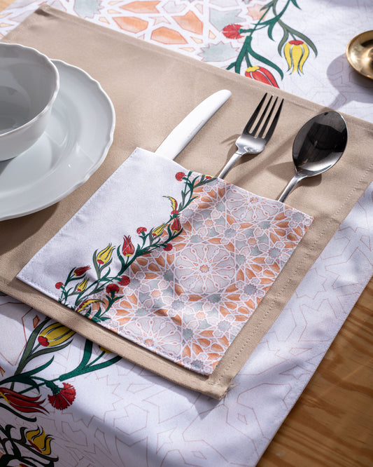 Floral Arabesque Water Repellent Placemat